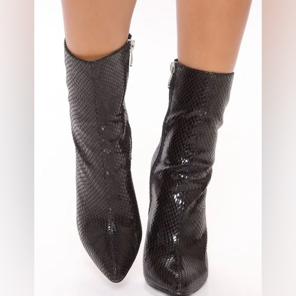 Fashion Nova Black Snake Ankle Boots - Size 6